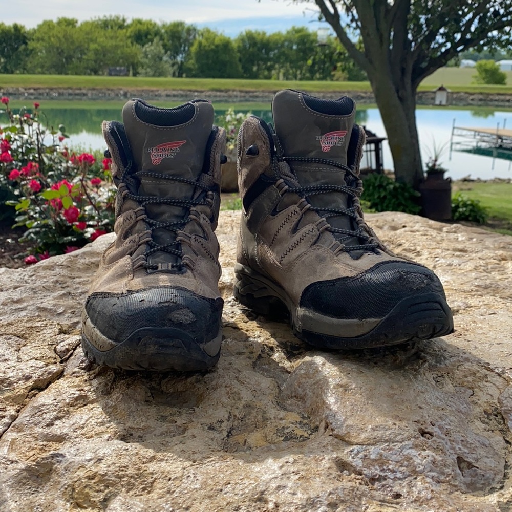 Redwing true hiker boots model 6670